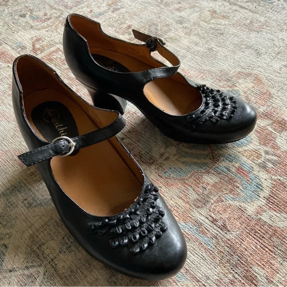 Earthies Black Leather Mary Jane Heels Dark Academia Size 7 Whimsigoth - Picture 12 of 14